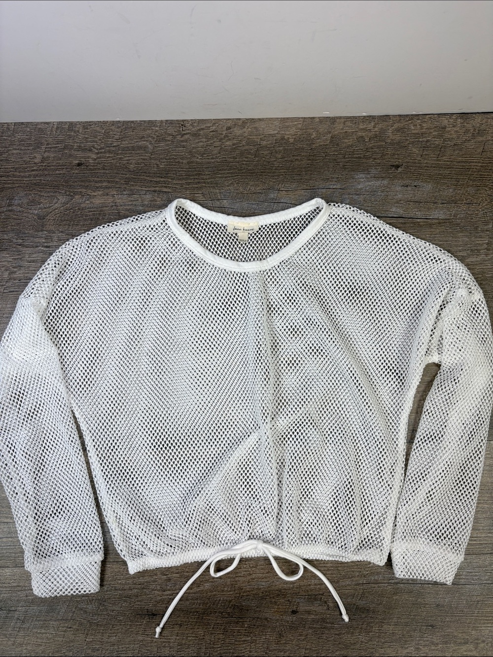 Free Kisses White Mesh Fishnet Cropped Pullover Top Size M